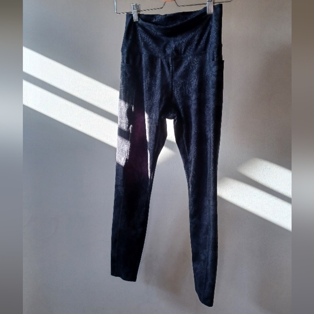 Danskin Leggings in Small